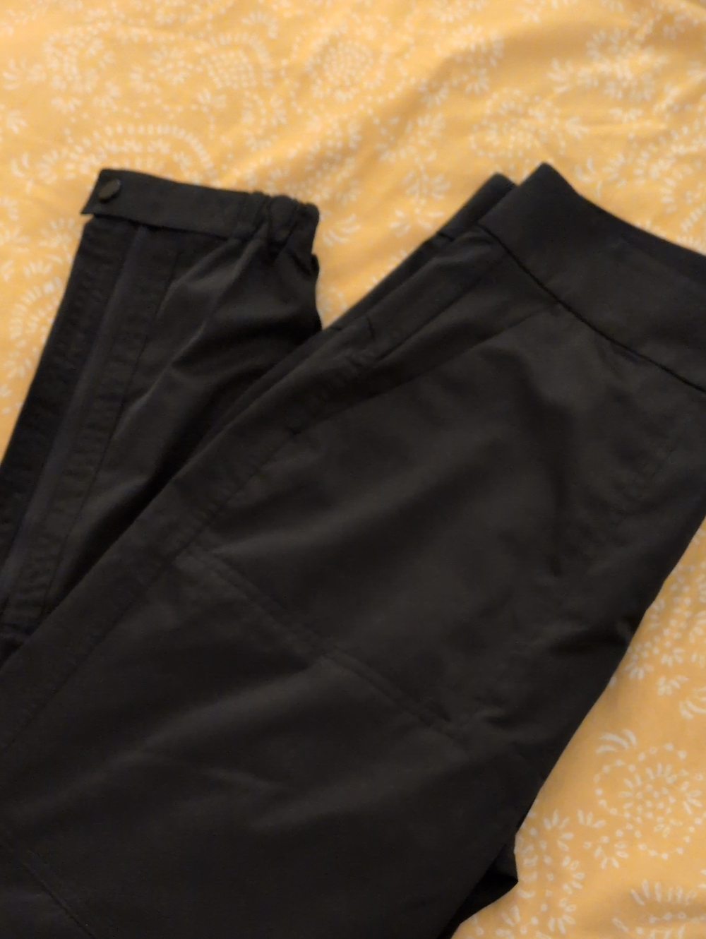 Athleta Black Straight-Leg Utility Pants - Radiant Jogger Women's (Size 4)